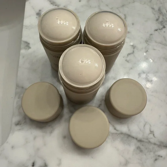 Primally Pure Lavender Deodorant Set - Picture 2 of 4